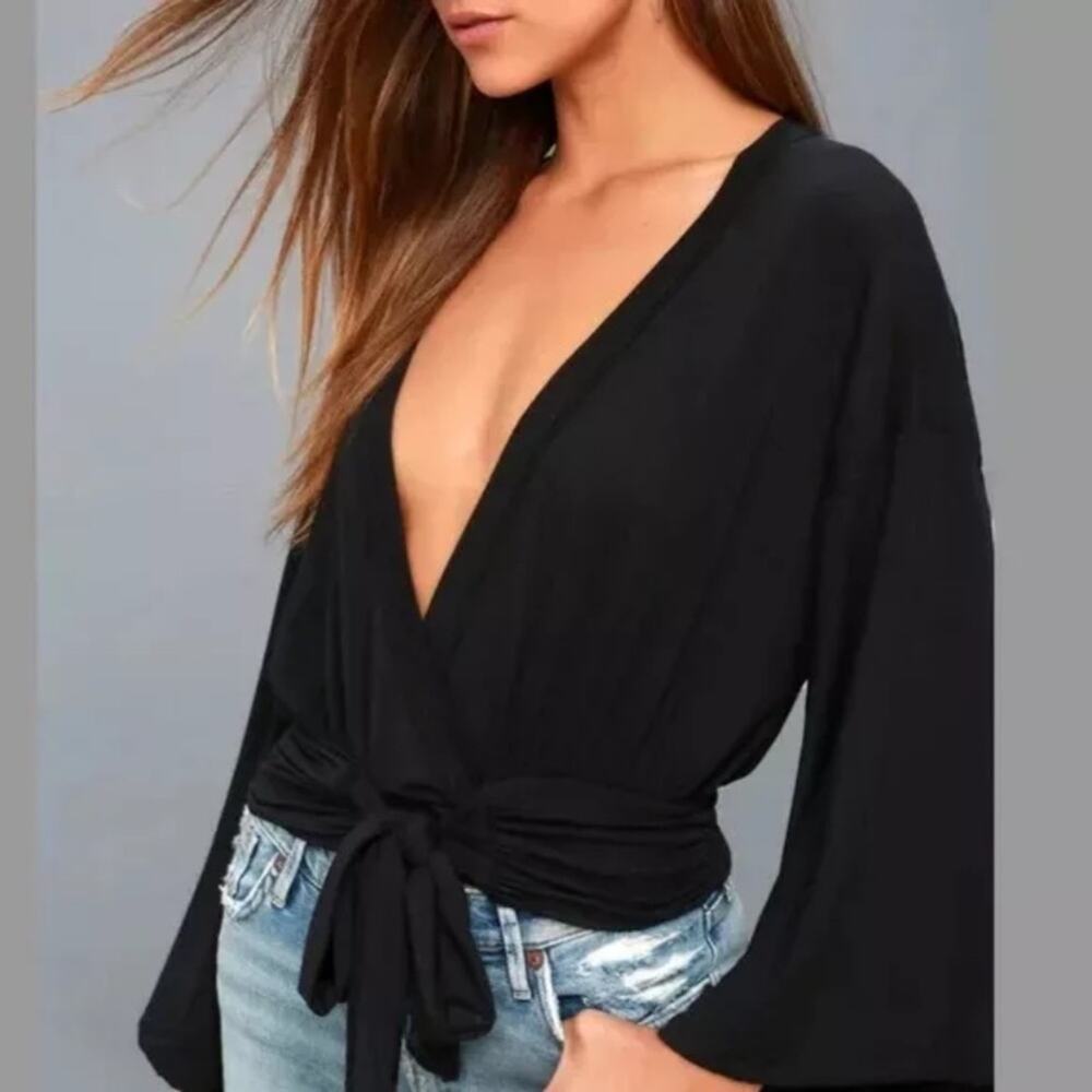 Free People That’s a wrap black flowy boho bell sleeve wrap top sz XS